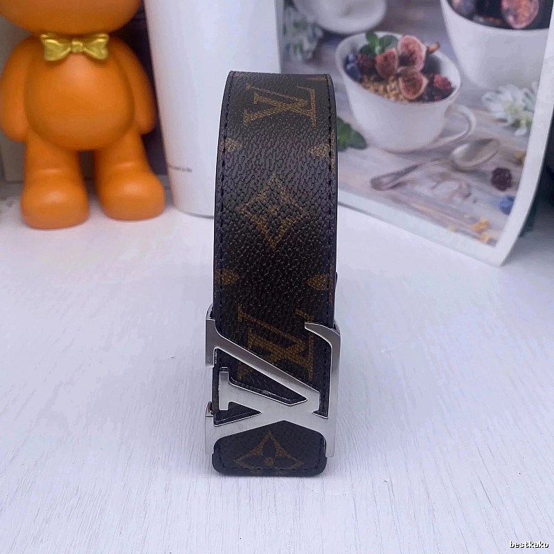 Louis Vuitton Polished Buckle Finish Monogram Belt Daily Styling