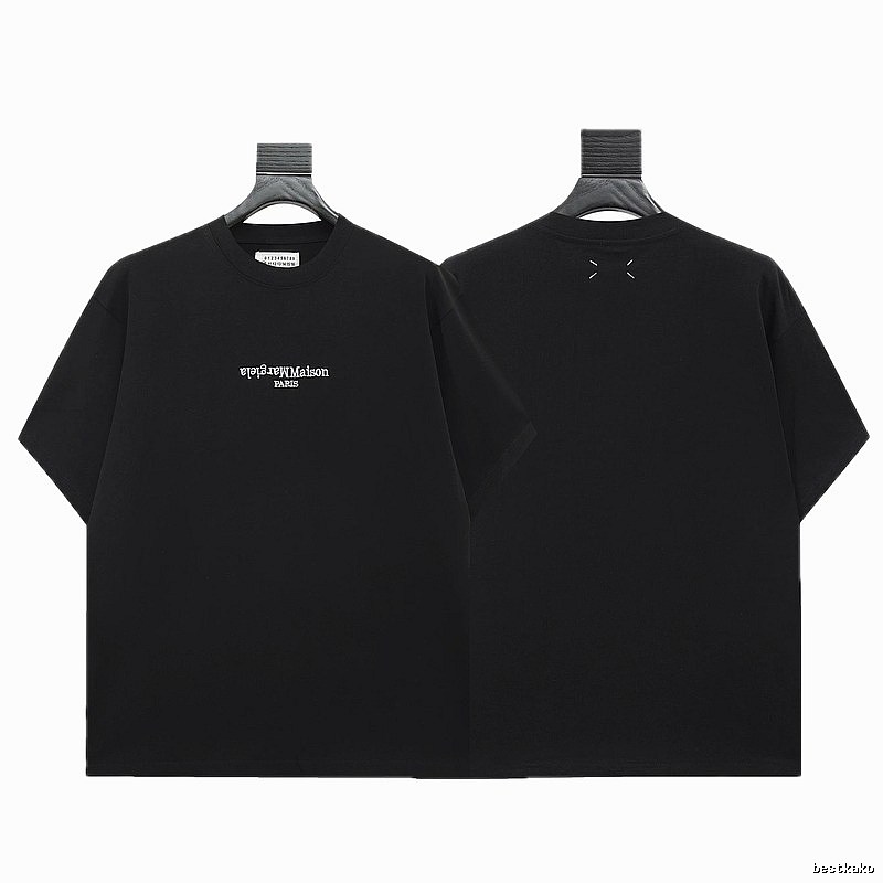 Maison Margiela Stitch Minimalist Style Black Short-sleeve T-shirt