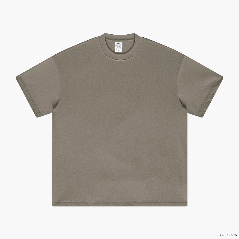 Streetwear Plain white T-shirt Minimal White Short with Logo Accent