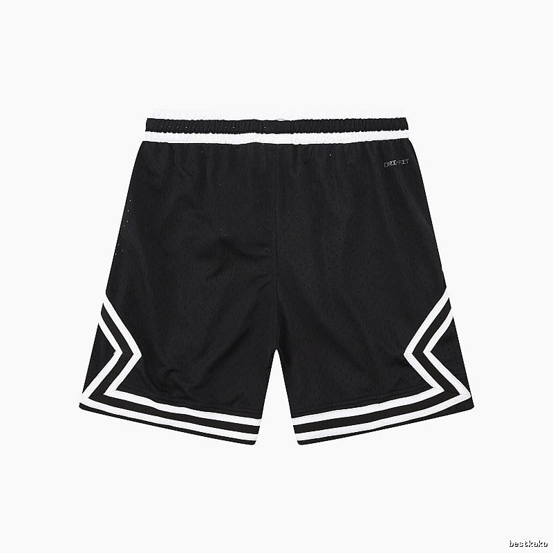 AJ sporty black shorts