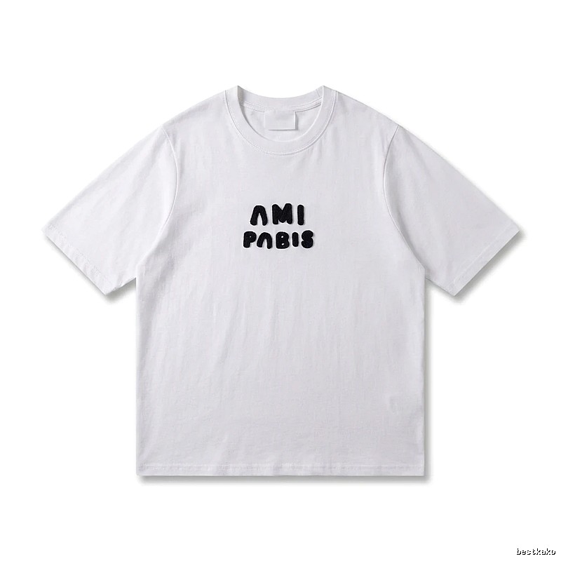 AMI Paris minimalist style white T-shirt
