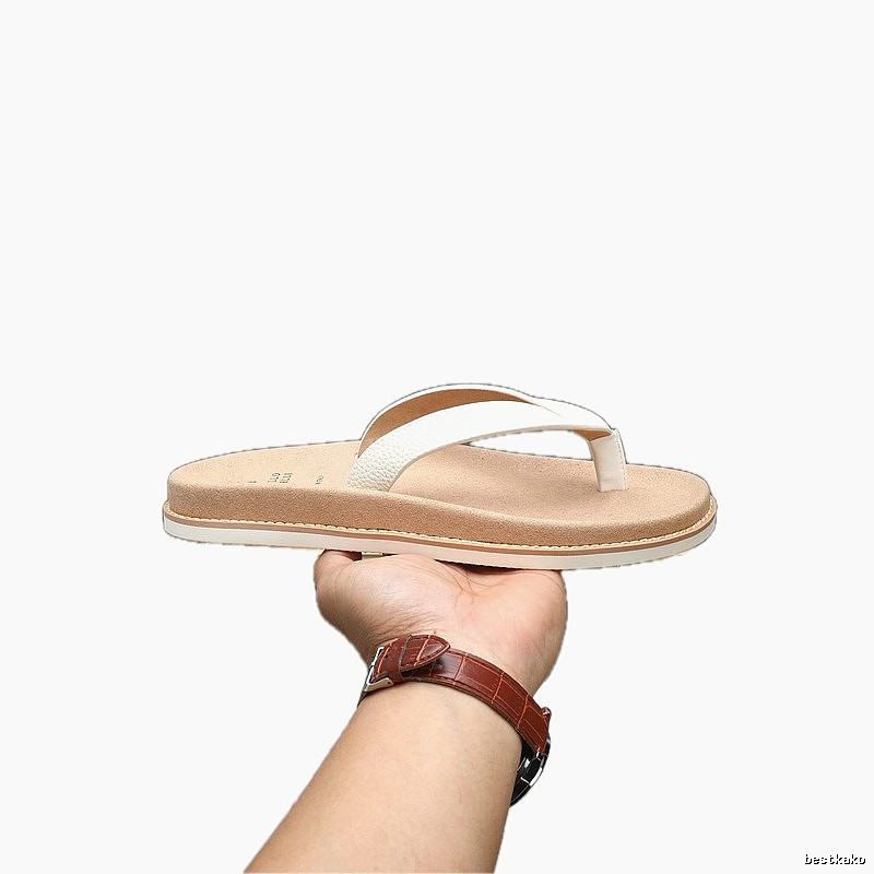 Brunello Cucinelli Casual Style Off-white Flip-flops