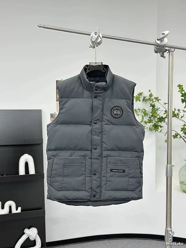 Canada Goose Travel Puffer vest Cream Button Vest with Modern Look