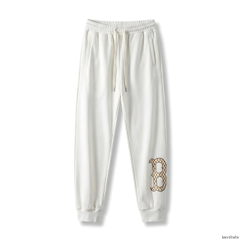 Classic casual white pants in MLB style.