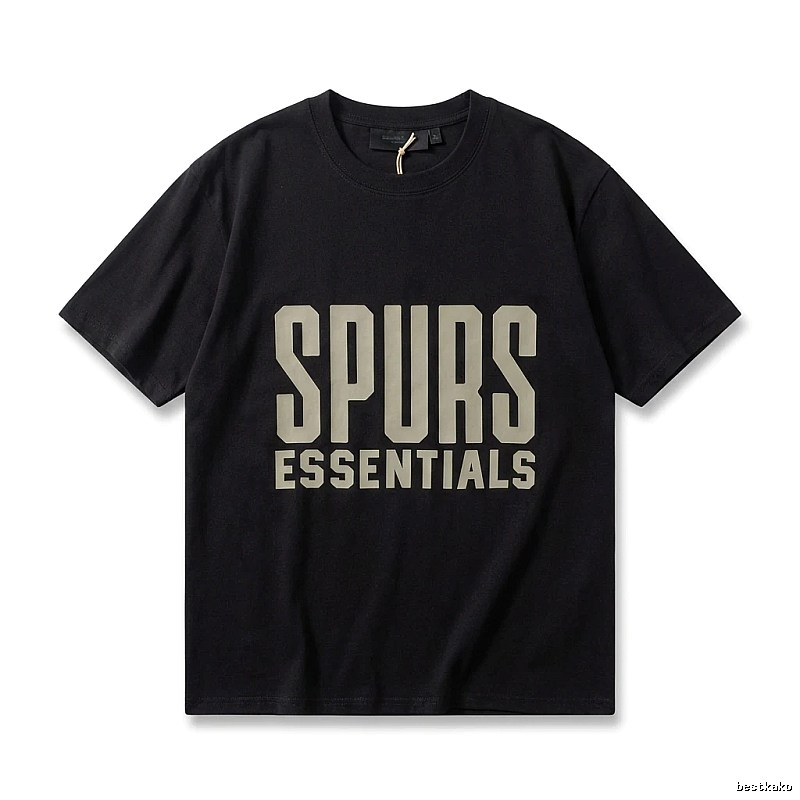 ESSENTIALS minimalist style black T-shirt