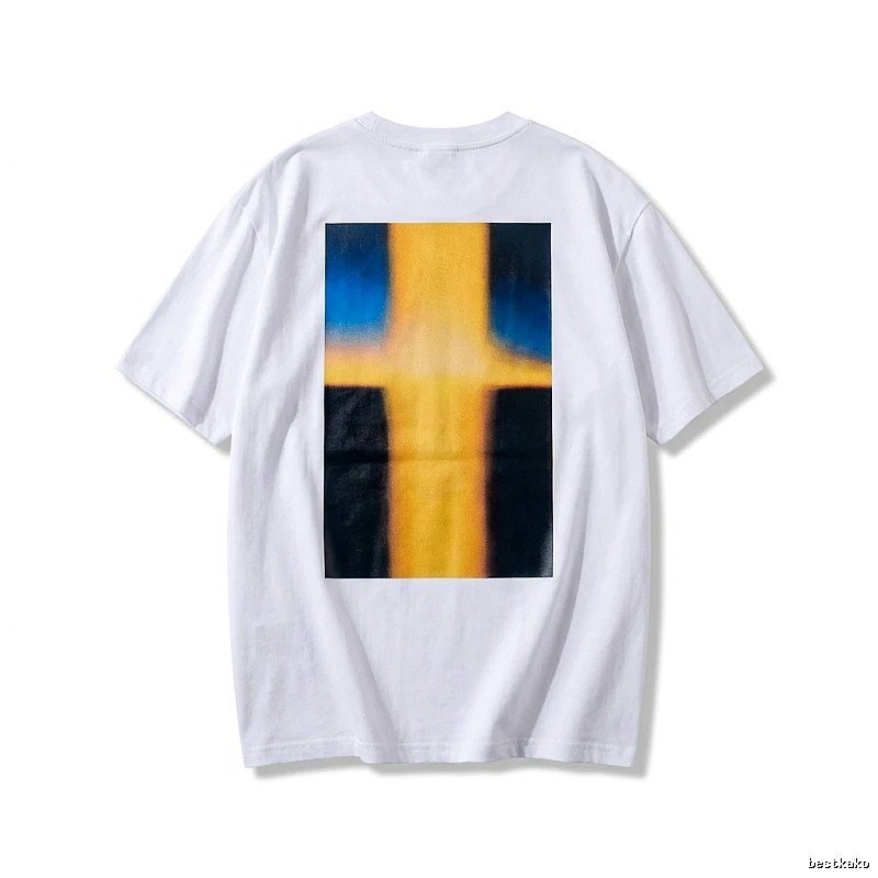 ESSENTIALS minimalist style white T-shirt