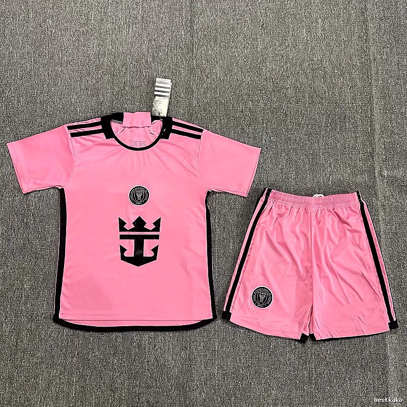 Germany Relaxed Soccer jersey set White Germany Football with Designer-Inspired Detail