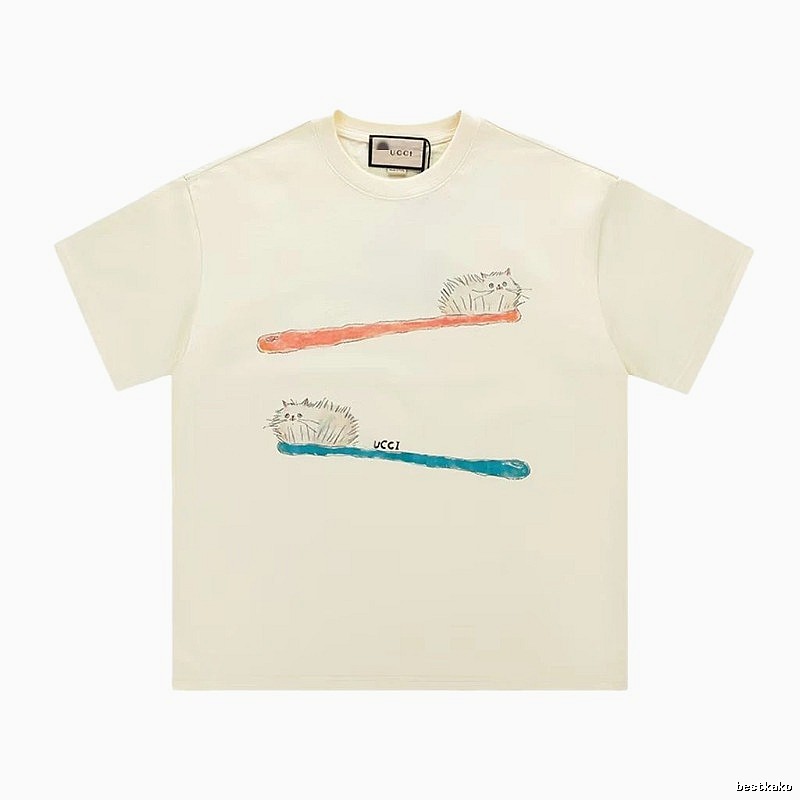 Gucci Hand-painted Cat Vintage Style Off-white T-shirt