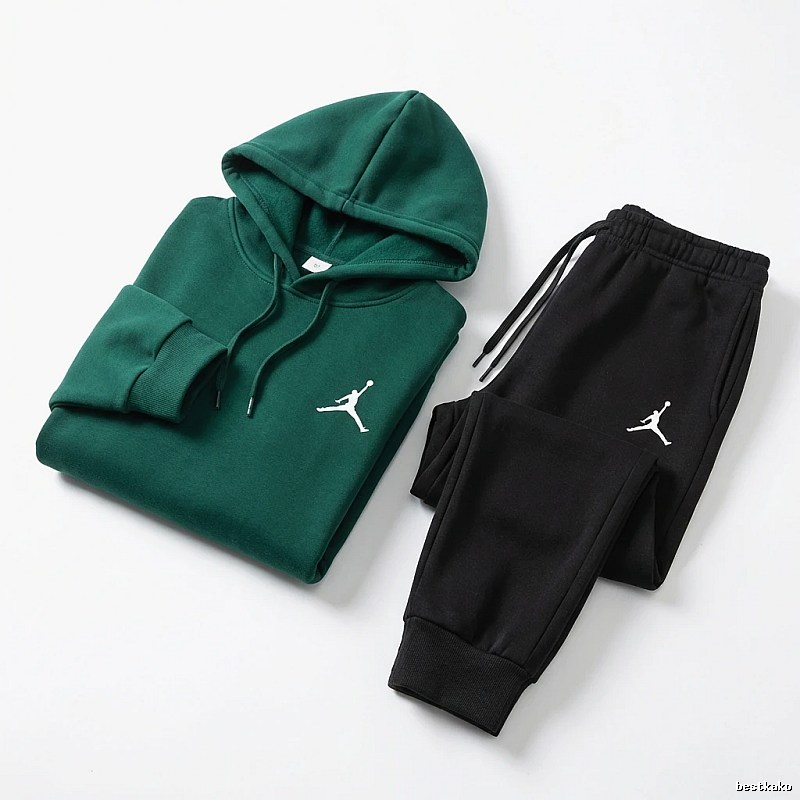 Jordan sporty green and black suit