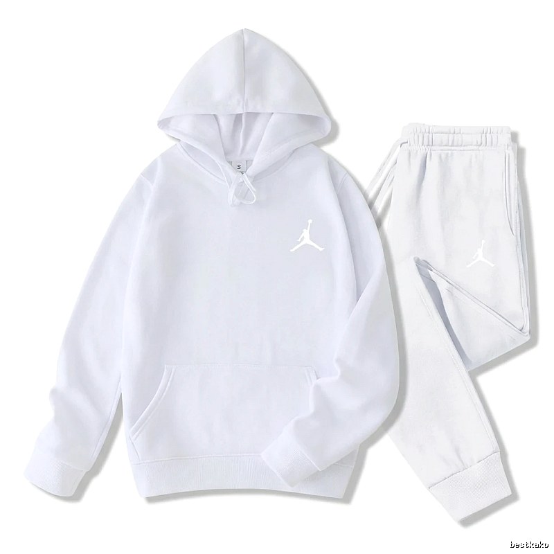 Jordan sporty white suit