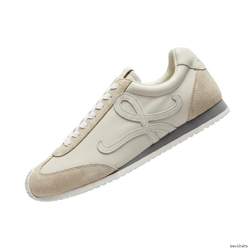 LOEWE retro-style light gray sports shoes