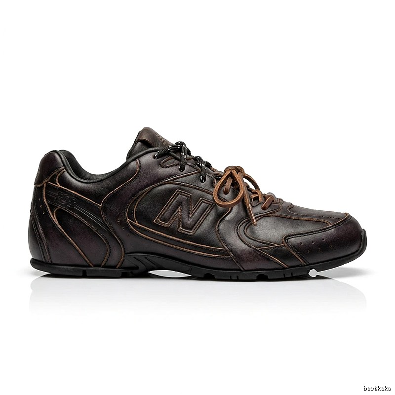 Miu Miu retro-style black sports shoes