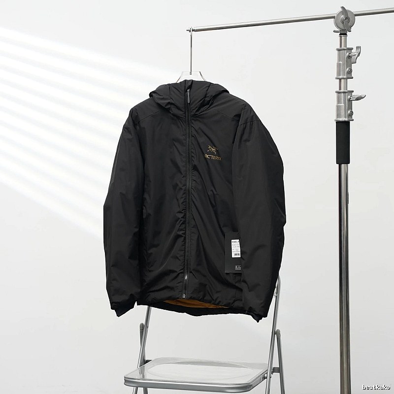Streamlined Shell Technical Hooded Jacket - Arc'teryx Essential Edit