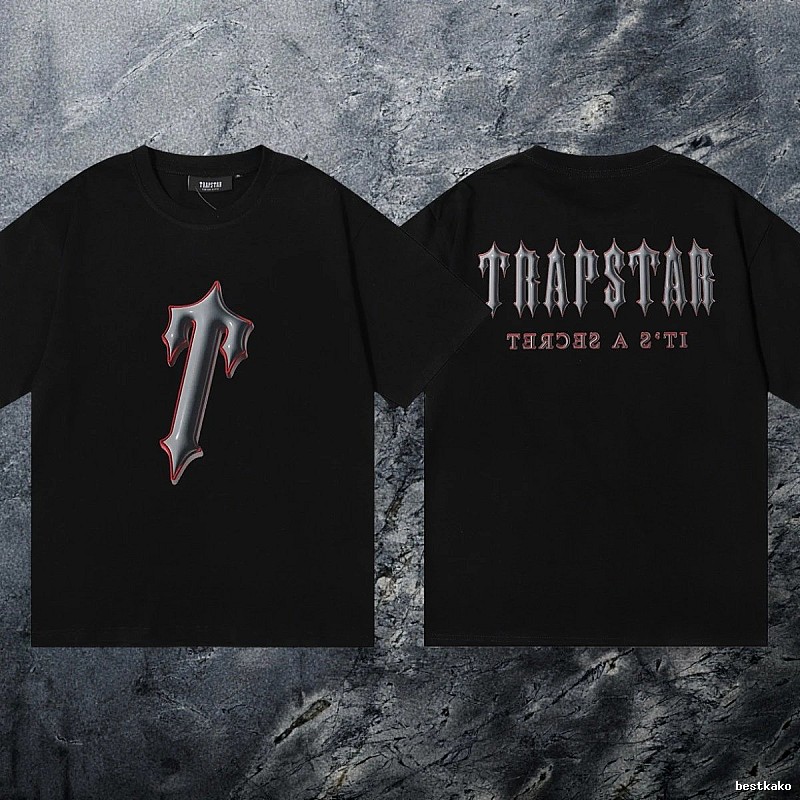 Trapstar Classic Keys graphic T-shirt Black White Key with Travel-Friendly Style
